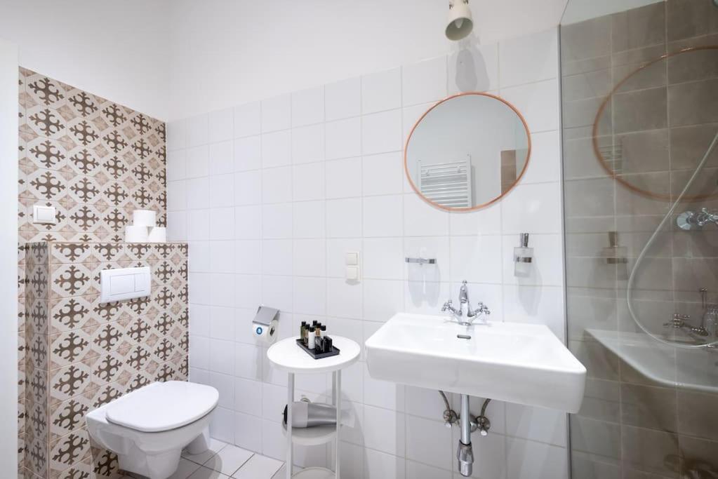 Appartamento Sleek 1Br Flat Near Center By Hm Vienna Esterno foto