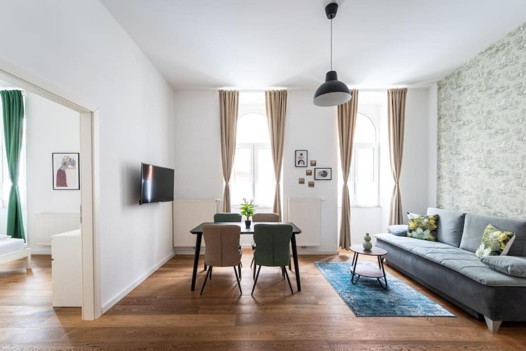 Appartamento Sleek 1Br Flat Near Center By Hm Vienna Esterno foto