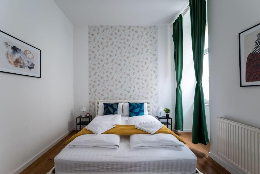 Appartamento Sleek 1Br Flat Near Center By Hm Vienna Esterno foto