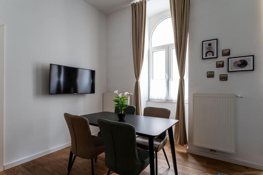 Appartamento Sleek 1Br Flat Near Center By Hm Vienna Esterno foto