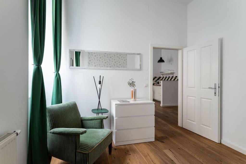 Appartamento Sleek 1Br Flat Near Center By Hm Vienna Esterno foto